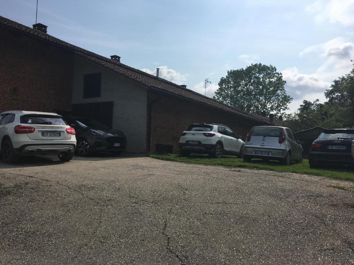 B&B Cascina Dei Levrieri Capriglio Esterno foto